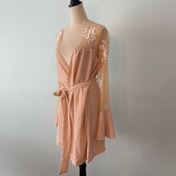 Robed with Love Pink HILDY ROBE bridesmaid bridal shower tie waist robe Medium - Picture 11 of 15